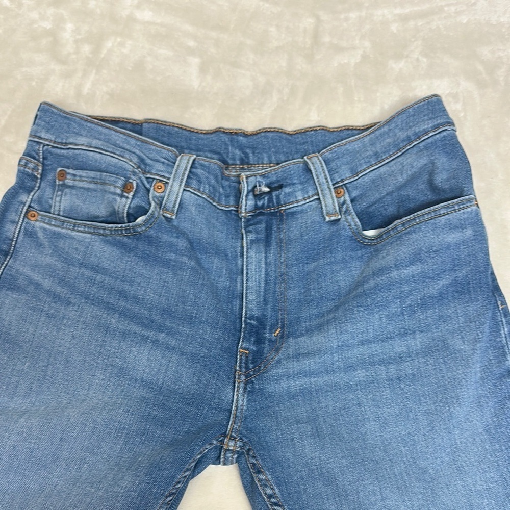 Levi's Blue Straight Jeans with Signature Design - Picture 3 of 8